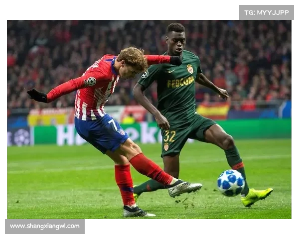 法甲联赛精彩瞬间集锦：明星球员与球队的激情对决与精彩表现